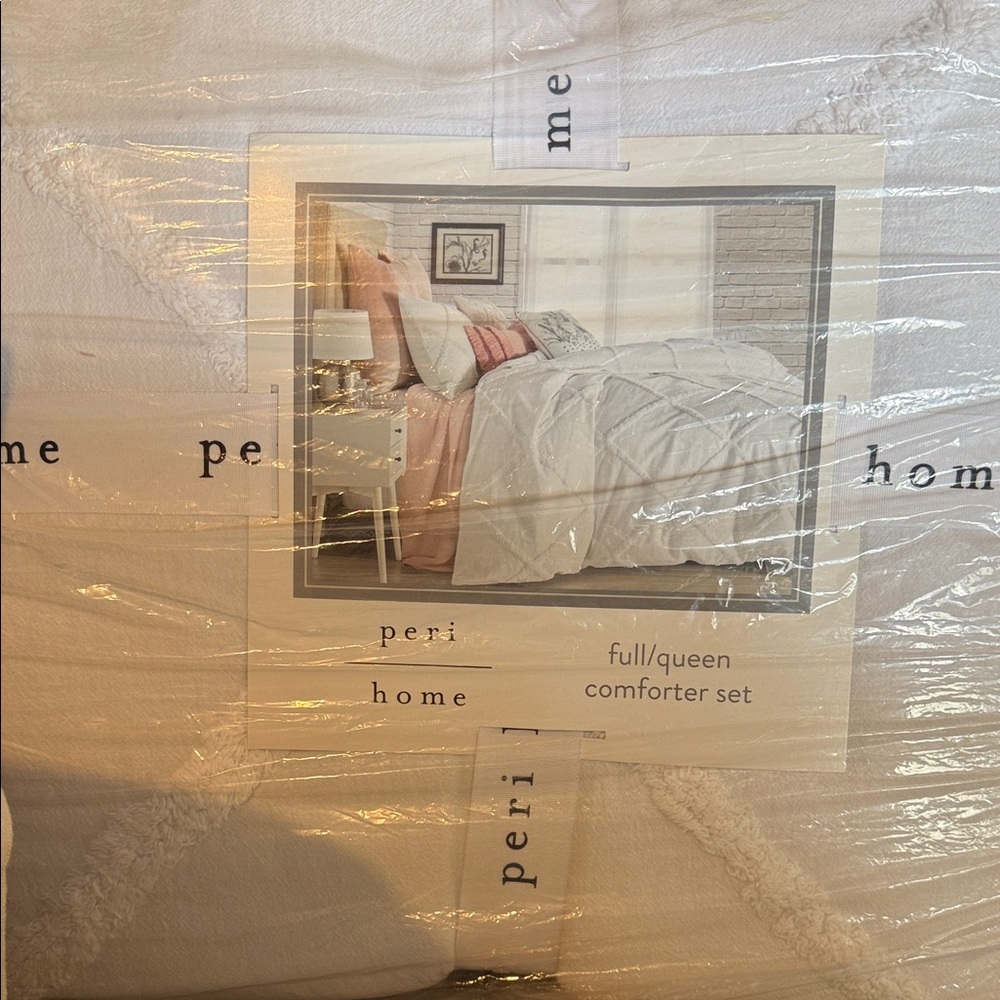 Peri home full/queen White Comforter Set